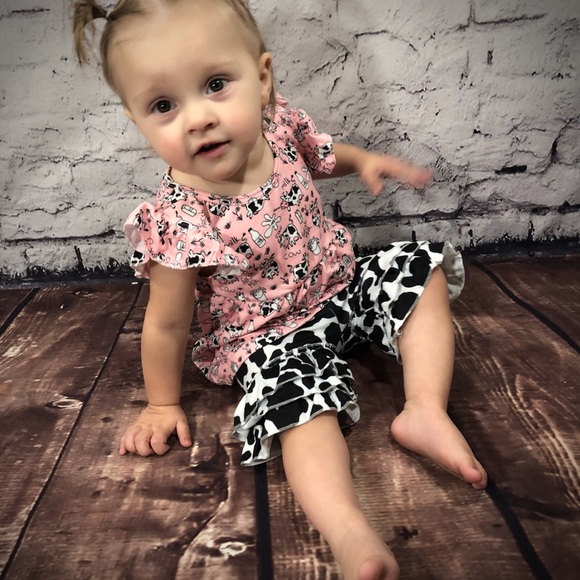 2pc. 🐮Cow Fresh Milk Shorts Set - Picture 6 of 6